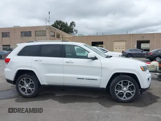 2018 Jeep Grand Cherokee Limited с VIN 1C4RJFBG5JC334106, выставлен на аукционе IAAI как лот 42057538 с пробегом 119 179 миль миль и . История ставок и продаж доступна на DreamBid. Изображение 13.
