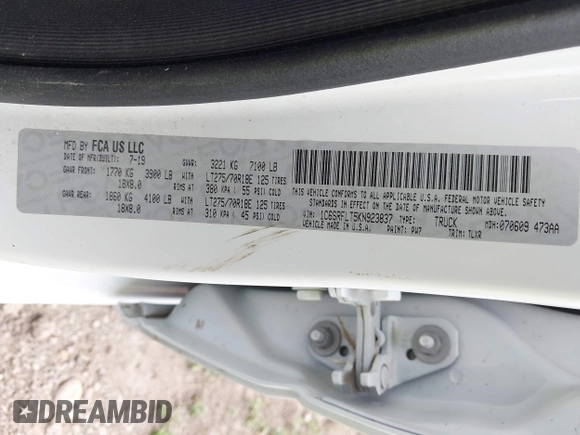 2019 Ram 1500 Rebel z VIN 1C6SRFLT5KN923837, wystawiony jako IAAI lot #41961921 z przebiegiem 68 400 mil mil oraz . Historia ofert i sprzedaży dostępna na DreamBid. Obrazek 9.
