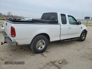 2001 Ford F-150 XL z VIN 1FTRX17W81NA56565, wystawiony jako Copart lot #45876055 z przebiegiem 241 522 mil mil oraz Szkoda całkowita • Salvage title. Historia ofert i sprzedaży dostępna na DreamBid. Obrazek 3.