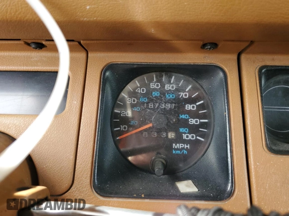 1995 Jeep Wrangler Sahara with VIN 1J4FY49S1SP256179, listed as a Copart auction lot 61137334 with 187,391 mi miles and Salvage Title. Bid and sale history available at carsss.com. Image 9.