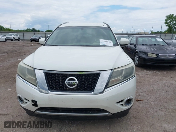 2015 Nissan Pathfinder Platinum with VIN 5N1AR2MN1FC619382, listed as a IAAI auction lot 42221642 with 118,838 mi miles and . Bid and sale history available at DreamBid. Image 12.