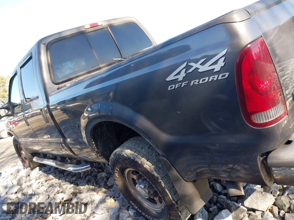 2002 Ford Super Duty F-250 XL with VIN 1FTNW21F52ED15515, listed as a IAAI auction lot 41351889 with 313,722 mi miles. Bid and sale history available at carsss.com. Image 14.