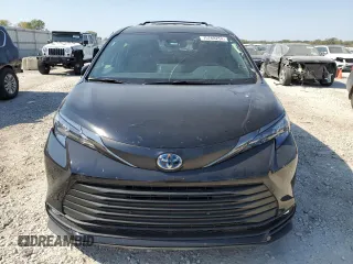 2024 Toyota Sienna LE with VIN 5TDCSKFC7RS130811, listed as a Copart auction lot 75768254 with 7,656 mi miles and Salvage Title. Bid and sale history available at carsss.com. Image 5.