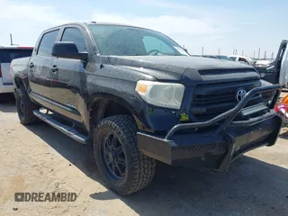 2015 Toyota Tundra SR5 z VIN 5TFEM5F13FX091191, wystawiony jako IAAI lot #41887843 z przebiegiem 91 588 mil mil oraz . Historia ofert i sprzedaży dostępna na DreamBid. Obrazek 1.