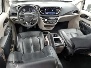 2022 Chrysler Pacifica Touring L with VIN 2C4RC1BG7NR154314, listed as a Copart auction lot 53502335 with 77,511 mi miles and Salvage Title. Bid and sale history available at DreamBid. Image 8.