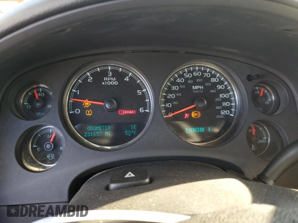 2009 Chevrolet Suburban LT w/1LT with VIN 1GNGC56K39R118135, listed as a Copart auction lot 75713124 with 231,657 mi miles and Salvage Title. Bid and sale history available at carsss.com. Image 9.