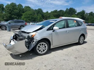 2014 Toyota Prius Two with VIN JTDZN3EU8EJ013649, listed as a Copart auction lot 63325545 with 114,431 mi miles and Clean title. Bid and sale history available at DreamBid. Image 1.