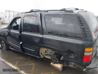 2005 Chevrolet Tahoe Z71 with VIN 1GNEC13T15R205653, listed as a IAAI auction lot 41808672 with 210,261 mi miles. Bid and sale history available at carsss.com. Image 15.