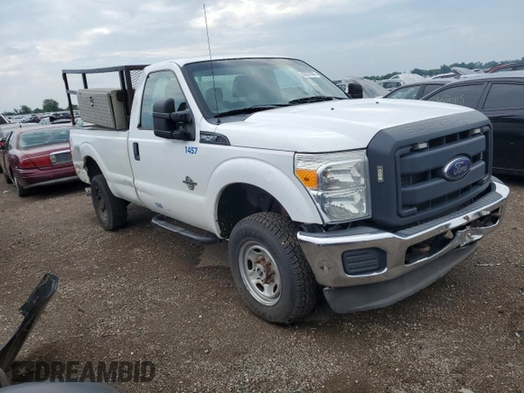 2014 Ford F-250 XL with VIN 1FTBF2BT5EEA89553, listed as a Copart auction lot 63231845 with 429,510 mi miles and Clean title. Bid and sale history available at DreamBid. Image 4.