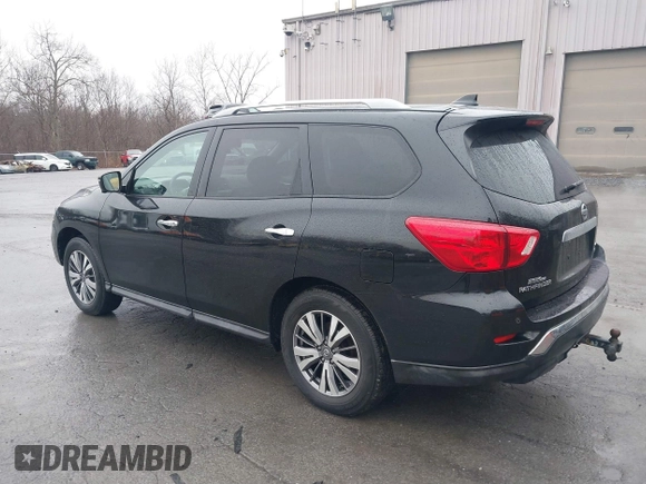 2020 Nissan Pathfinder SL z VIN 5N1DR2CM7LC580332, wystawiony jako IAAI lot #41878349 z przebiegiem 88 441 mil mil oraz . Historia ofert i sprzedaży dostępna na DreamBid. Obrazek 3.
