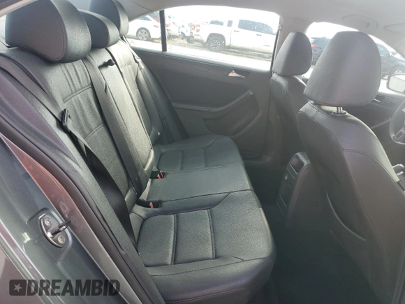 2012 Volkswagen Jetta Sedan SE w/Convenience & Sunroof PZEV with VIN 3VWBP7AJXCM317268, listed as a Copart auction lot 44038685 with 121,302 mi miles and Salvage Title. Bid and sale history available at carsss.com. Image 10.