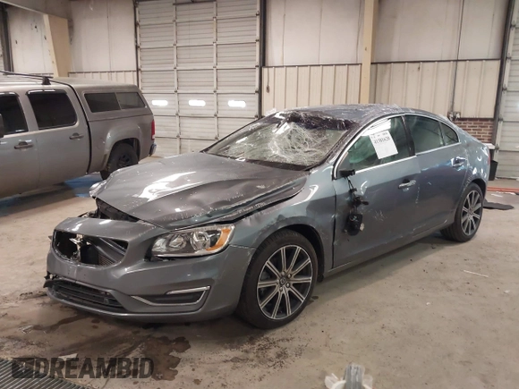 2017 Volvo S60 Inscription with VIN LYV402HK1HB129530, listed as a IAAI auction lot 41381620 with 53,031 mi miles. Bid and sale history available at carsss.com. Image 2.