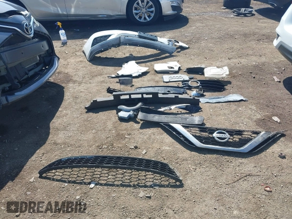2019 Nissan Sentra S z VIN 3N1AB7AP6KY413233, wystawiony jako IAAI lot #42281572 z przebiegiem 111 297 mil mil oraz . Historia ofert i sprzedaży dostępna na DreamBid. Obrazek 12.