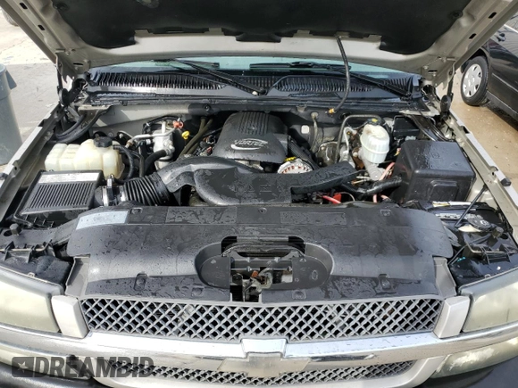 2005 Chevrolet Avalanche LS with VIN 3GNEC12Z35G156137, listed as a Copart auction lot 46142765 with 179,063 mi miles and Non Repairable. Bid and sale history available at carsss.com. Image 12.