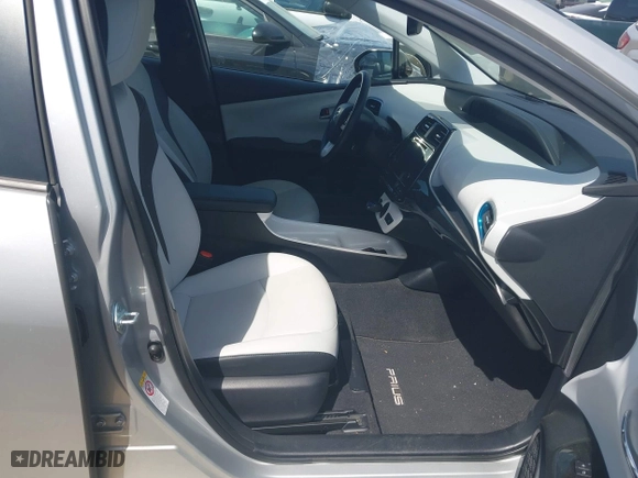 2016 Toyota Prius Four with VIN JTDKARFU8G3024205, listed as a IAAI auction lot 42052173 with 66,737 mi miles. Bid and sale history available at carsss.com. Image 5.