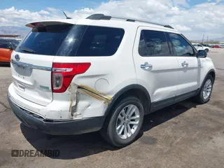 2013 Ford Explorer XLT z VIN 1FM5K7D9XDGB63233, wystawiony jako IAAI lot #42571747 z przebiegiem 228 024 mil mil oraz . Historia ofert i sprzedaży dostępna na DreamBid. Obrazek 4.