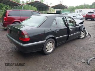 1998 Mercedes-Benz C 230/260/280/320 с VIN WDBHA23G8WA544140, выставлен на аукционе IAAI как лот 42531224 с пробегом 191 545 миль миль и . История ставок и продаж доступна на DreamBid. Изображение 4.