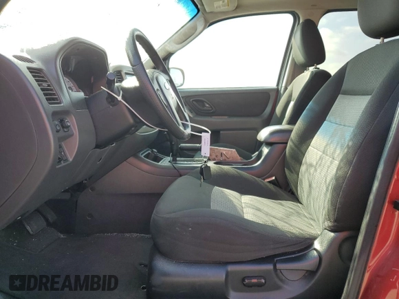 2007 Ford Escape XLT with VIN 1FMCU03147KB99005, listed as a Copart auction lot 76343974 with 142,759 mi miles and Salvage Title. Bid and sale history available at carsss.com. Image 7.
