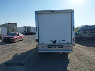 2022 Ford Transit z VIN 1FDBF6Z86NKA40450, wystawiony jako IAAI lot #41768046 z przebiegiem Nie podano mil oraz . Historia ofert i sprzedaży dostępna na DreamBid. Obrazek 16.