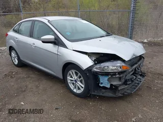 2018 Ford Focus SE z VIN 1FADP3F24JL245901, wystawiony jako IAAI lot #42074506 z przebiegiem 20 536 mil mil oraz . Historia ofert i sprzedaży dostępna na DreamBid. Obrazek 1.