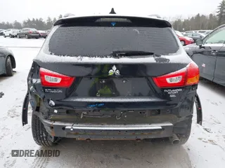 2018 Mitsubishi Outlander SEL with VIN JA4AR4AW9JZ026012, listed as a IAAI auction lot 41163120 with 127,166 mi miles and . Bid and sale history available at DreamBid. Image 6.