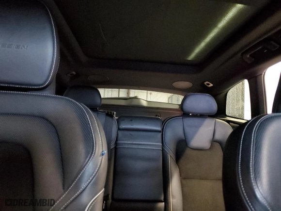 2019 Volvo XC60 R-Design with VIN LYV102RM9KB214285, listed as a Copart auction lot 71754384 with 50,554 mi miles and Salvage Title. Bid and sale history available at carsss.com. Image 10.