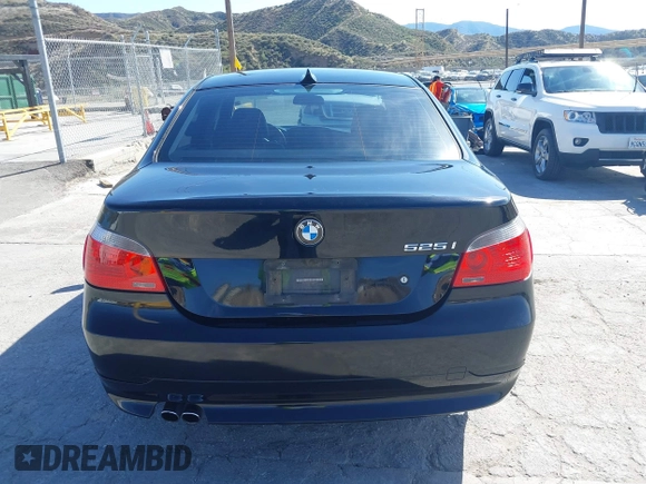 2007 BMW 5 Series 525i with VIN WBANE53557CY06269, listed as a IAAI auction lot 41841784 with 145,076 mi miles and . Bid and sale history available at carsss.com. Image 16.