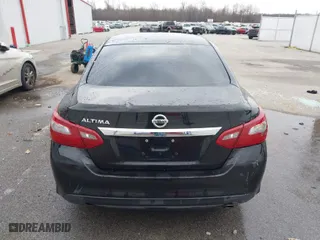 2018 Nissan Altima 2.5 S with VIN 1N4AL3AP3JC116050, listed as a IAAI auction lot 41082619 with 164,787 mi miles. Bid and sale history available at carsss.com. Image 17.