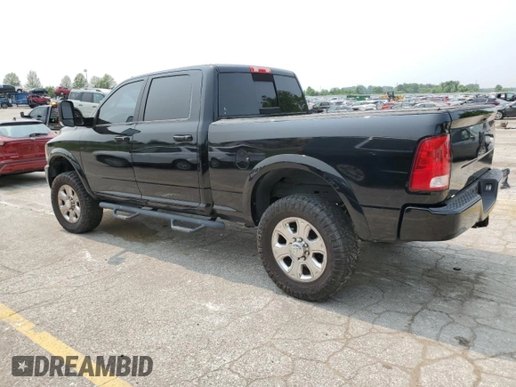 2017 Ram 2500 SLT z VIN 3C6UR5DL9HG667902, wystawiony jako Copart lot #57996355 z przebiegiem 383 028 mil mil oraz Czysty tytuł • Clean title. Historia ofert i sprzedaży dostępna na DreamBid. Obrazek 2.