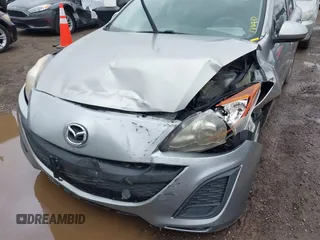 2010 Mazda 3 i SV with VIN JM1BL1SF0A1346889, listed as a IAAI auction lot 41924521 with 199,735 mi miles and . Bid and sale history available at DreamBid. Image 6.
