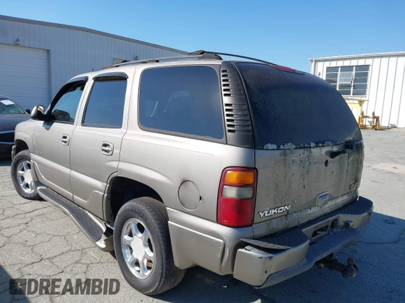 2002 GMC Yukon Denali z VIN 1GKEK63U82J341696, wystawiony jako IAAI lot #41772116 z przebiegiem 259 337 mil mil oraz . Historia ofert i sprzedaży dostępna na DreamBid. Obrazek 3.