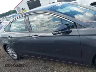 2017 Ford Fusion Hybrid SE z VIN 3FA6P0LU3HR260558, wystawiony jako IAAI lot #42657176 z przebiegiem 161 183 mil mil oraz . Historia ofert i sprzedaży dostępna na DreamBid. Obrazek 14.