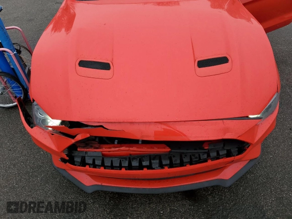 2018 Ford Mustang EcoBoost z VIN 1FA6P8TH7J5160800, wystawiony jako Copart lot #84104374 z przebiegiem 41 983 mil mil oraz Nie do naprawy • Non repairable. Historia ofert i sprzedaży dostępna na DreamBid. Obrazek 12.