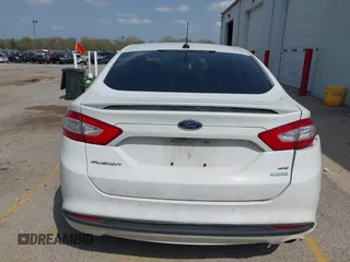 2013 Ford Fusion SE with VIN 3FA6P0HR3DR182796, listed as a IAAI auction lot 42147273 with 121,815 mi miles and . Bid and sale history available at DreamBid. Image 16.
