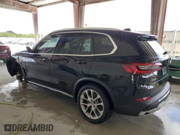 2023 BMW X5 sDrive40i with VIN 5UXCR4C05P9R70324, listed as a Copart auction lot 54661245 with 13,136 mi miles and Salvage title. Bid and sale history available at DreamBid. Image 2.