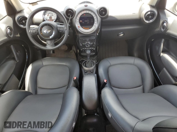 2012 MINI Countryman with VIN WMWZB3C59CWM04522, listed as a Copart auction lot 56605865 with 33,186 mi miles and Salvage title. Bid and sale history available at DreamBid. Image 8.