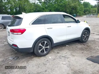 2017 Kia Sorento EX with VIN 5XYPH4A55HG253166, listed as a IAAI auction lot 42220030 with 129,524 mi miles and . Bid and sale history available at DreamBid. Image 4.