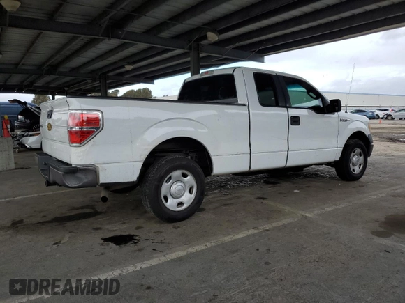 2009 Ford F-150 STX with VIN 1FTRX12809KB40594, listed as a Copart auction lot 49346625 with 490,523 mi miles and Clean Title. Bid and sale history available at carsss.com. Image 3.