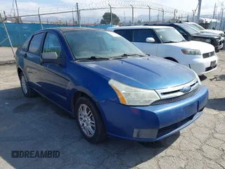 2009 Ford Focus SE with VIN 1FAHP35N79W230137, listed as a IAAI auction lot 41904520 with 171,151 mi miles and . Bid and sale history available at carsss.com. Image 1.