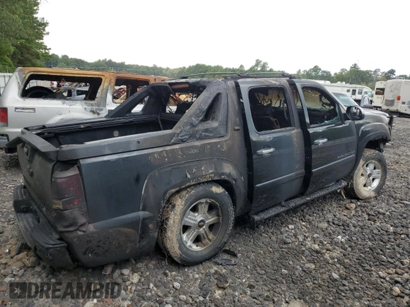2008 Chevrolet Avalanche LTZ with VIN 3GNFK12318G258950, listed as a Copart auction lot 71926804 with 0 mi miles and Non Repairable. Bid and sale history available at carsss.com. Image 3.