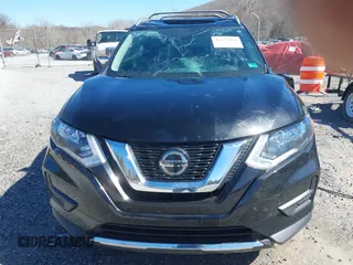 2020 Nissan Rogue SV with VIN JN8AT2MTXLW003411, listed as a IAAI auction lot 41811084 with 58,758 mi miles and . Bid and sale history available at carsss.com. Image 12.