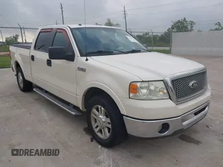 2007 Ford F-150 XLT with VIN 1FTPW12V67FA49903, listed as a IAAI auction lot 42112749 with 200,662 mi miles. Bid and sale history available at carsss.com. Image 1.