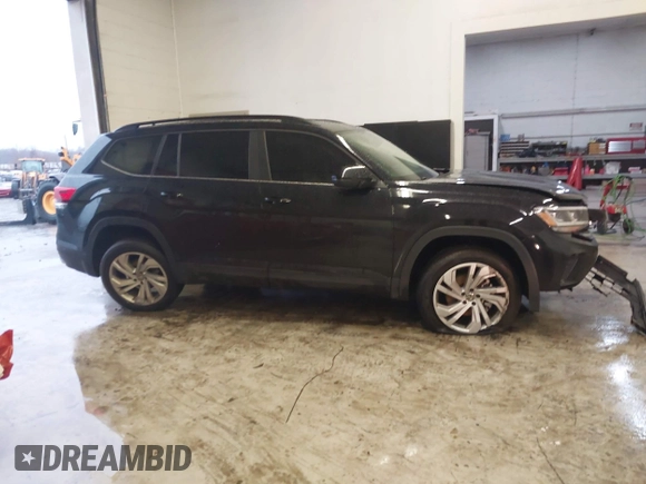2022 Volkswagen Atlas 3.6L V6 SE w/Technology with VIN 1V2HR2CA3NC545414, listed as a IAAI auction lot 41088885 with 44,658 mi miles. Bid and sale history available at carsss.com. Image 12.