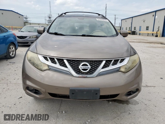2014 Nissan Murano SL z VIN JN8AZ1MU7EW403365, wystawiony jako Copart lot #57559915 z przebiegiem 236 206 mil mil oraz Czysty tytuł • Clean title. Historia ofert i sprzedaży dostępna na DreamBid. Obrazek 5.
