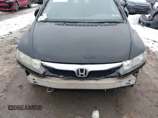 2009 Honda Civic LX z VIN 2HGFA16579H338862, wystawiony jako IAAI lot #41569086 z przebiegiem 171 526 mil mil oraz . Historia ofert i sprzedaży dostępna na DreamBid. Obrazek 12.