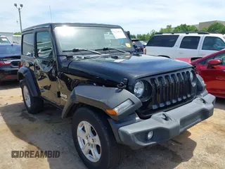 2021 Jeep Wrangler Sport с VIN 1C4GJXAN0MW520572, выставлен на аукционе IAAI как лот 42249694 с пробегом 48 135 миль миль и . История ставок и продаж доступна на DreamBid. Изображение 1.