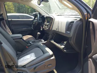 2017 Chevrolet Colorado 4WD Z71 with VIN 1GCGTDEN7H1265540, listed as a IAAI auction lot 42419600 with 140,998 mi miles and . Bid and sale history available at DreamBid. Image 5.