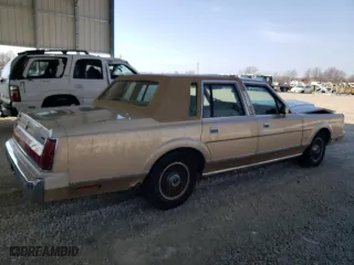 1986 Lincoln Town Car with VIN 1LNBP96F8GY685103, listed as a Copart auction lot 45800225 with 11,820 mi miles and Salvage Title. Bid and sale history available at carsss.com. Image 3.