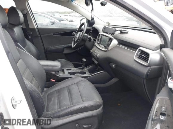 2018 Kia Sorento SX Limited with VIN 5XYPKDA58JG384521, listed as a IAAI auction lot 41903823 with Not provided miles and . Bid and sale history available at DreamBid. Image 5.