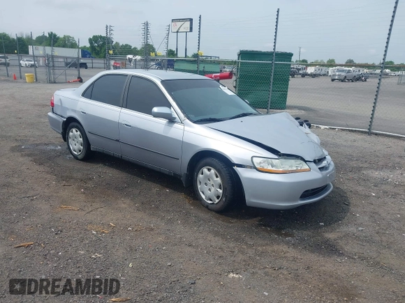 1998 Honda Accord LX с VIN 1HGCG5645WA110496, выставлен на аукционе IAAI как лот 42082333 с пробегом 169 674 миль миль и . История ставок и продаж доступна на DreamBid. Изображение 1.